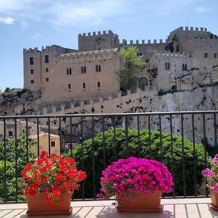 Villetta In Centro Storico Caccamo Екстер'єр фото